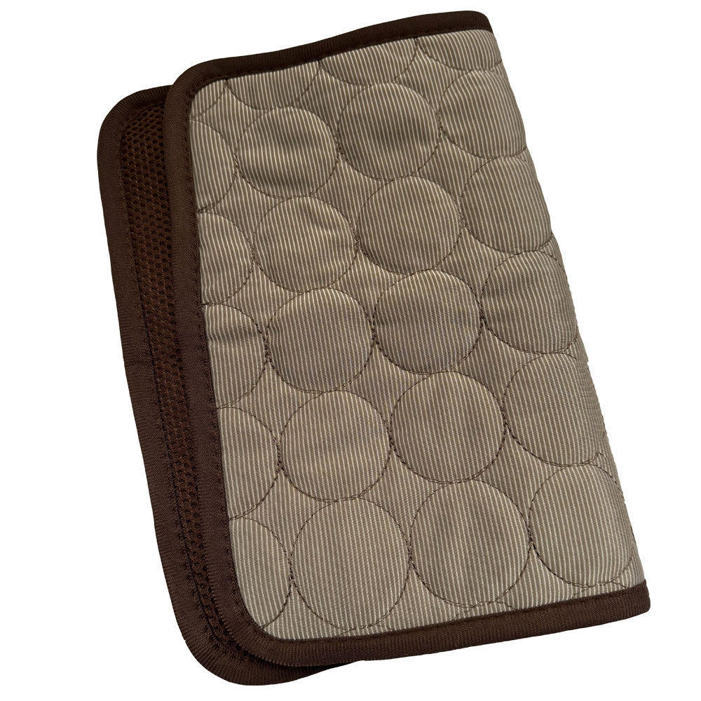 Coffee-coloured breathable pet resting mat