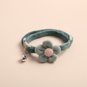Dark green floral collar for cats
